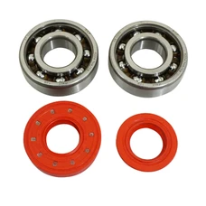 ROULEMENT D'EMBIELLAGE + JOINT SCOOT P2R ADAPTABLE MBK 50 BOOSTER, NITRO/YAMAHA 50 BWS, AEROX/APRILIA 50 SR/CPI 50 ARAGON/GENERIC 50 IDEO/KEEWAY 50 FOCUS (KIT 6204 SKF POLYAMIDE C4/JOINT RACING ROUGE)