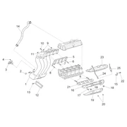 Raccords d'admission et d'échappement 