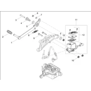 Pompe frein arrière