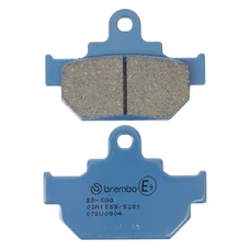 PLAQUETTE DE FREIN BREMBO POUR SUZUKI 125 GZ MARAUDER 1998>2011 AV, 250 GZ MARAUDER 1999>2008 AV, 125 VL INTRUDER 2000>2008 AV, 250 VL INTRUDER 2000>2007 AV (ROUTE CARBONE CERAMIQUE) -07SU0904