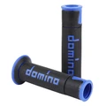 REVETEMENT POIGNEE DOMINO MOTO ON ROAD A450 NOIR/BLEU OPEN END 120-125mm (PAIRE)
