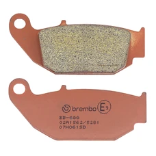 PLAQUETTE DE FREIN BREMBO POUR CF MOTO 450 NK 2024> AR/HONDA 300 CRF L 2021 AR, 125 CBR R 2018> AR/SUZUKI 125 GSX-R 2017> AR (ROUTE CARBONE CERAMIQUE) -07HO61SD