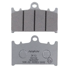PLAQUETTE DE FREIN NISSIN POUR KAWASAKI 600 ZX-6R NINJA 1993>1997 AV / SUZUKI 1250 GSF BANDIT 2007>2018 AV, 750 GSX-R 2000>2003 AV (L 70mm - H 46mm - P 8mm) (A0130) (SEMI METAL)  -ECE R90-