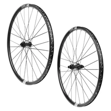 ROUE ROUTE 700 DT SWISS P1800/25 SPLINE DISC CENTERLOCK AXE 12/142mm ARRIERE CASSETTE SHIMANO 11V. NOIR (HAUTEUR JANTE 32mm)