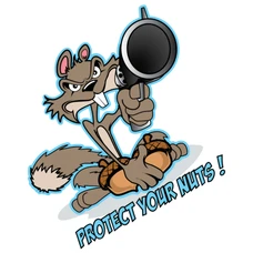 STICKER LETHAL THREAT MINI NAUGHTY SQUIRELL/ GUN (60x80mm)